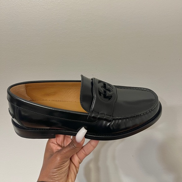 Gucci Loafers - Picture 1 of 7